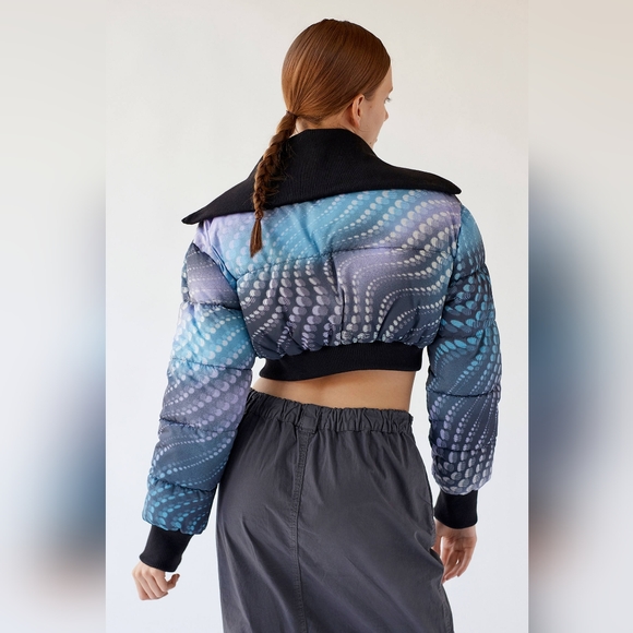 UO Urban Outfitters Lily Cropped Puffer Jacket bubble bomber M - Picture 5 of 6